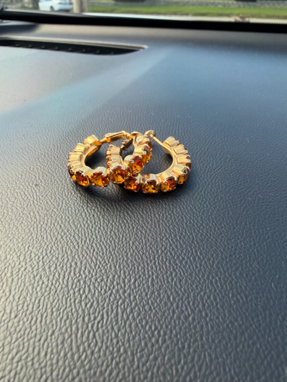 Kendra Scott Gold Hoop Earrings with Amber Stones
